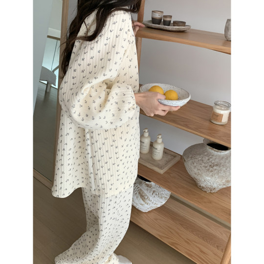 Xin helps autumn and winter new lace round collar floral pajamas women's set thick cotton warm home service set Xin helps autumn and winter new lace round collar floral pajamas women's set thick cotton warm home service set