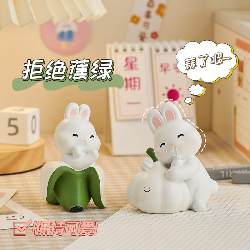 ROOGO フィギュア 鹿 ウサギと少女 お庭 癒し。 ROOGO フィギュア 鹿