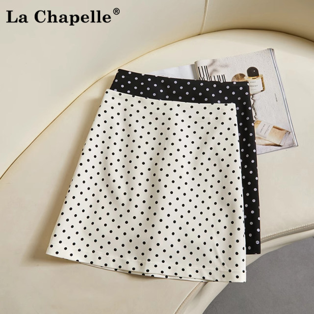 La Chapelle white polka dot short skirt for women 2025 summer high waist slim small A-line hip skirt 
La Chapelle white polka dot short skirt for women 2025 summer high waist slim small A-line hip skirt