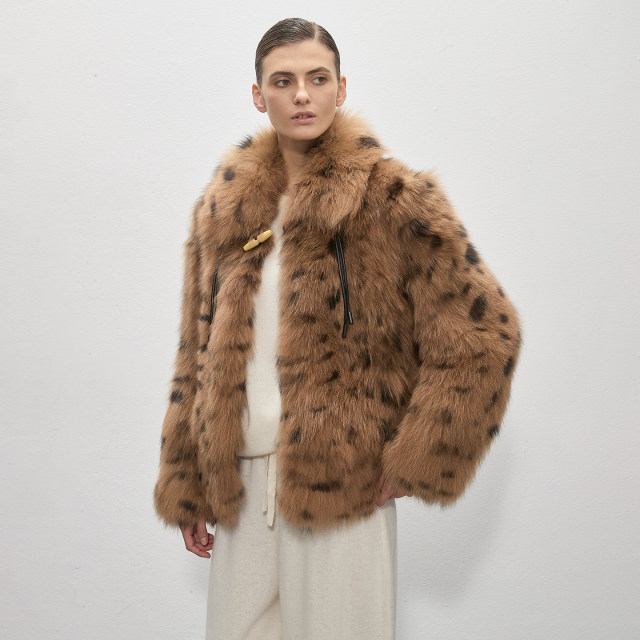 DukeCat/imported fox fur coat for women, temperament leopard print horn buckle warm fur coat DukeCat/imported fox fur coat for women, temperament leopard print horn buckle warm fur coat