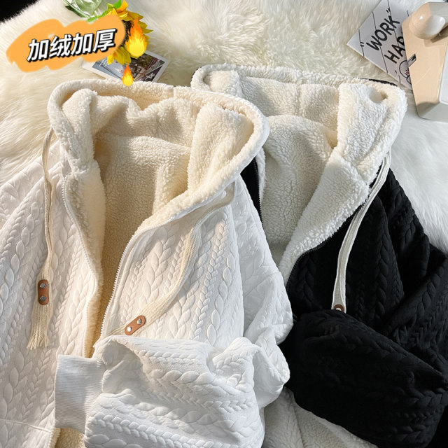 Lamb plush jacket men's Japanese plush plush thickened couple hooded tops Hong Kong style loose autumn and winter cardigan sweater Lamb plush jacket men's Japanese plush plush thickened couple hooded tops Hong Kong style loose autumn and winter cardigan sweater