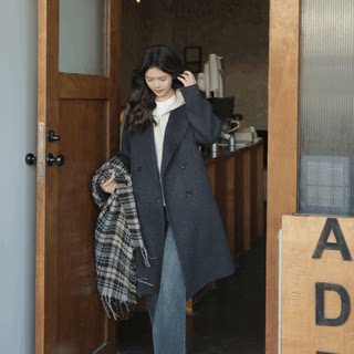 Slim, loose and lazy new style wool coat 
Slim, loose and lazy new style wool coat