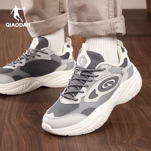 Jordan retro running shoes, casual shoes, autumn and winter men and women couple shoes, thick-soled student sneakers, dad shoes for men Jordan retro running shoes, casual shoes, autumn and winter men and women couple shoes, thick-soled student sneakers, dad shoes for men