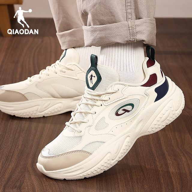 Jordan retro running shoes, casual shoes, autumn and winter men and women couple shoes, thick-soled student sneakers, dad shoes for men Jordan retro running shoes, casual shoes, autumn and winter men and women couple shoes, thick-soled student sneakers, dad shoes for men