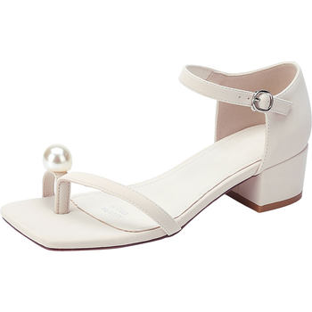 Aceschen strap thick heel sandals 
Aceschen strap thick heel sandals