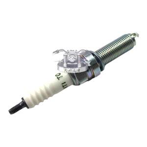 CFMOTO Chunfeng 450SR spark plug original Xiangtorch ignition coil 675/CLC/NK/MT spark plug 
CFMOTO Chunfeng 450SR spark plug original Xiangtorch ignition coil 675/CLC/NK/MT spark plug