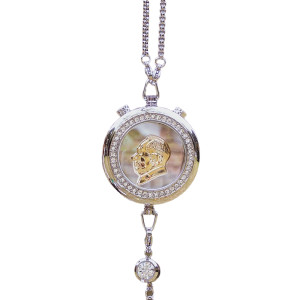 Pendant car car perfume bottle men and women remove odors interior decoration supplies aromatherapy grandpa hanging accessories 
Pendant car car perfume bottle men and women remove odors interior decoration supplies aromatherapy grandpa hanging accessories