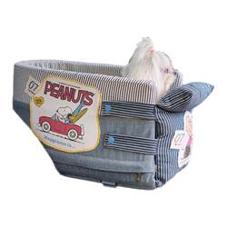 25 Snoopy patch pet cat and dog central control box car nest cushion car safety seat removable and washable anti-dirty 25 Snoopy patch pet cat and dog central control box car nest cushion car safety seat removable and washable anti-dirty
