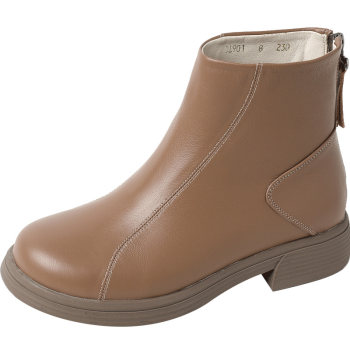 Lingfeng large size leather women's shoes are soft, comfortable and breathable
 Lingfeng large size leather women's shoes are soft, comfortable and breathable