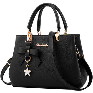 Women's Bag 2025 New Fashion Fashion Crossbody Shoulder Bag Middle-aged Mom Large Capacity Red Women's Handbag 
Women's Bag 2025 New Fashion Fashion Crossbody Shoulder Bag Middle-aged Mom Large Capacity Red Women's Handbag