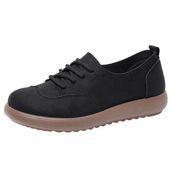 Old Beijing cloth shoes for women thick sole soft sole comfortable mother shoes 
Old Beijing cloth shoes for women thick sole soft sole comfortable mother shoes