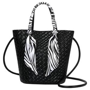 Woodpecker bag ladies 2025 new bucket bag Korean vegetable basket handbag high-end niche crossbody bag Woodpecker bag ladies 2025 new bucket bag Korean vegetable basket handbag high-end niche crossbody bag