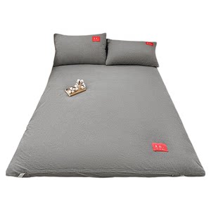 Muji Class A Xinjiang cotton mattress can be detached and washed, single student dormitory full cotton mattress cover mattress 
Muji Class A Xinjiang cotton mattress can be detached and washed, single student dormitory full cotton mattress cover mattress