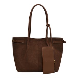 High-end matte bag women's 2025 new autumn and winter retro commuter women's bag large capacity tote bag shoulder bag 
High-end matte bag women's 2025 new autumn and winter retro commuter women's bag large capacity tote bag shoulder bag