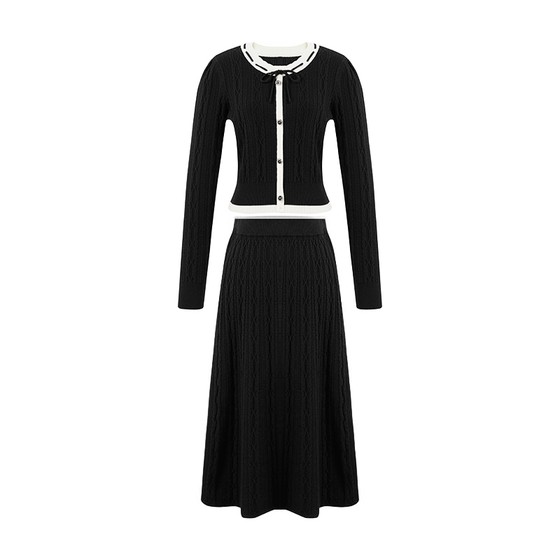 Qiushui Yiren Gentle Red Knitted Set 2025 Autumn and Winter New Style Round Collar Top Skirt Two-piece Set
Qiushui Yiren Gentle Red Knitted Set 2025 Autumn and Winter New Style Round Collar Top Skirt Two-piece Set