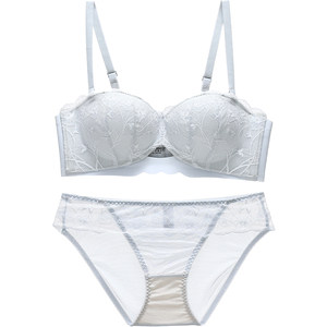 Six rabbits blue lace underwear for women with small breasts gathered together 2025 new bra set sweet bra without wire bra Six rabbits blue lace underwear for women with small breasts gathered together 2025 new bra set sweet bra without wire bra