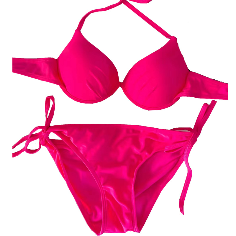 Katta eshak va kokrak bilan porno