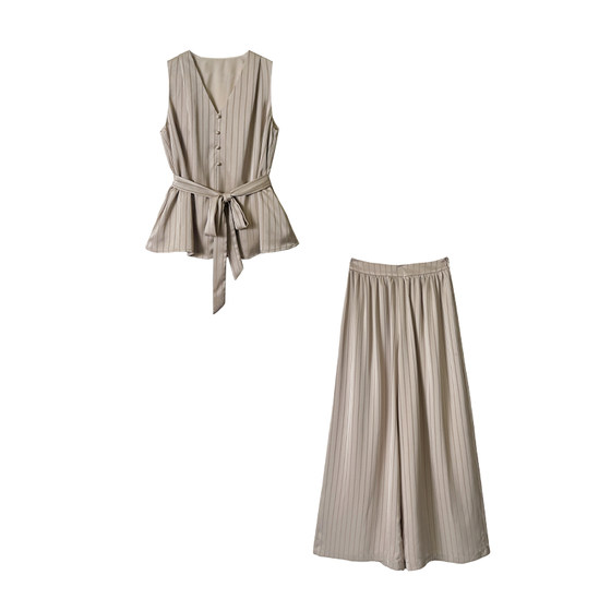 cchen Chen Chen Beautiful God Arrives - Temperament striped V-neck vest sleeveless top wide-leg pants linen vest set
cchen Chen Chen Beautiful God Arrives - Temperament striped V-neck vest sleeveless top wide-leg pants linen vest set