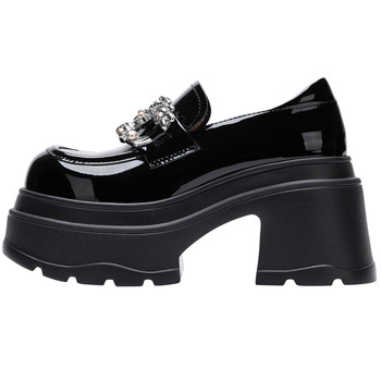 The same style as the counter, the same thick heel, the pearl leather loafers The same style as the counter, the same thick heel, the pearl leather loafers