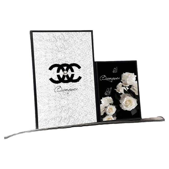 INS wind high -level sensing cabinet light luxury room entry to Xuanguan sofa and painting desktop platform art decoration painting
 INS wind high -level sensing cabinet light luxury room entry to Xuanguan sofa and painting desktop platform art decoration painting