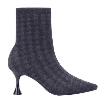 Fashionable simple high heel short boots fashion boots thin boots 
Fashionable simple high heel short boots fashion boots thin boots