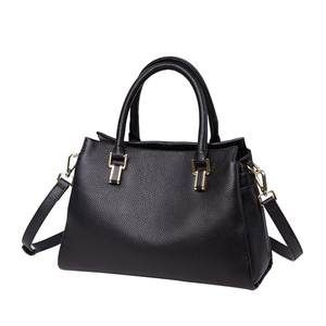 Top layer cowhide bag for mom, ladies, handbag, leather large capacity shoulder bag, fashionable and versatile crossbody bag Top layer cowhide bag for mom, ladies, handbag, leather large capacity shoulder bag, fashionable and versatile crossbody bag