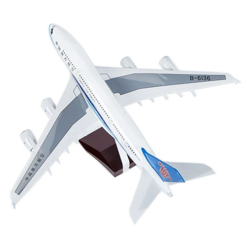 中国南方航空 航空機モデル Boeing 787 NG Models B787-9 中国南方航空 「the 787th 787 ever delivered
