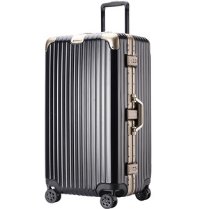 Ultra-light thickened sports trolley case universal 30 wheels ultra-large capacity suitcase men's 28 women's suitcase 32 inches 
Ultra-light thickened sports trolley case universal 30 wheels ultra-large capacity suitcase men's 28 women's suitcase 32 inches