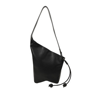 Nanfeng Chio2nd Windsor Moonlight Genuine Pitot Bag Women's Niche Design Kite Bag One-Shoulder Crossbody Bag 
Nanfeng Chio2nd Windsor Moonlight Genuine Pitot Bag Women's Niche Design Kite Bag One-Shoulder Crossbody Bag