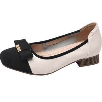 Lingfeng large size leather women's shoes are soft, comfortable and breathable
 Lingfeng large size leather women's shoes are soft, comfortable and breathable