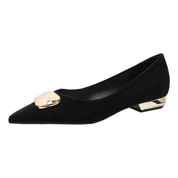 Xiyu official flagship store pointed toe temperament thick heel single shoes 
Xiyu official flagship store pointed toe temperament thick heel single shoes