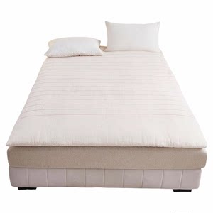 Special Class A Xinjiang cotton mattress mattress for children is placed on the bottom of a newborn baby kindergarten 
Special Class A Xinjiang cotton mattress mattress for children is placed on the bottom of a newborn baby kindergarten