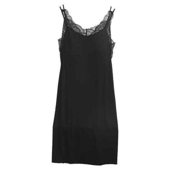 2024 summer women's dress long skirt suspender v-neck lace splicing sexy slim sleeveless chest pad A-line
2024 summer women's dress long skirt suspender v-neck lace splicing sexy slim sleeveless chest pad A-line