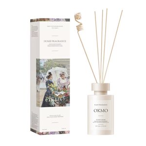 British OKMO aromatherapy white love song fragrance indoor long-lasting fragrance bedroom living room office purify the air 
British OKMO aromatherapy white love song fragrance indoor long-lasting fragrance bedroom living room office purify the air