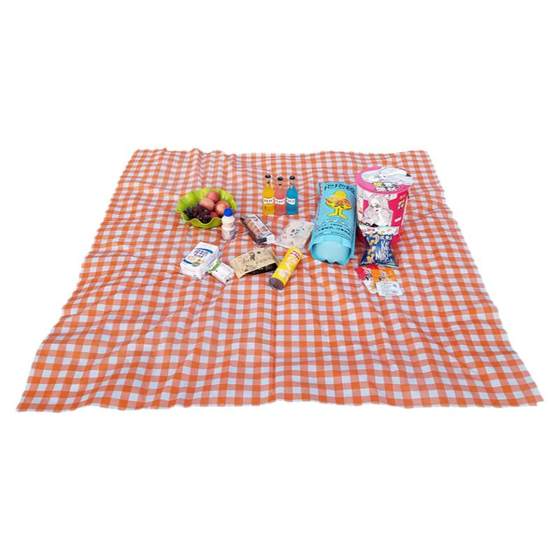 Disposable desktop dining table table table cloth picnic pad outdoor outdoor cooking camp beach ground floor pad waterproof lawn cushion picnic cloth Disposable desktop dining table table table cloth picnic pad outdoor outdoor cooking camp beach ground floor pad waterproof lawn cushion picnic cloth