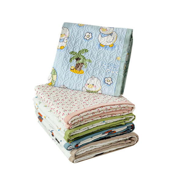 Class A mother and baby mattress student dormitory mattress thin machine washable anti-slip mattress single and all seasons 
Class A mother and baby mattress student dormitory mattress thin machine washable anti-slip mattress single and all seasons