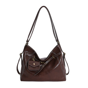 Large-capacity commuter tote bag women's 2025 new backpack autumn and winter high-end retro single shoulder crossbody bag 
Large-capacity commuter tote bag women's 2025 new backpack autumn and winter high-end retro single shoulder crossbody bag