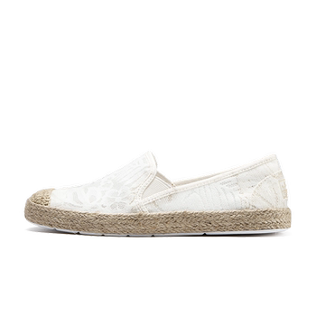 Skecher single shoes new Chinese style flat cloth shoes
 Skecher single shoes new Chinese style flat cloth shoes