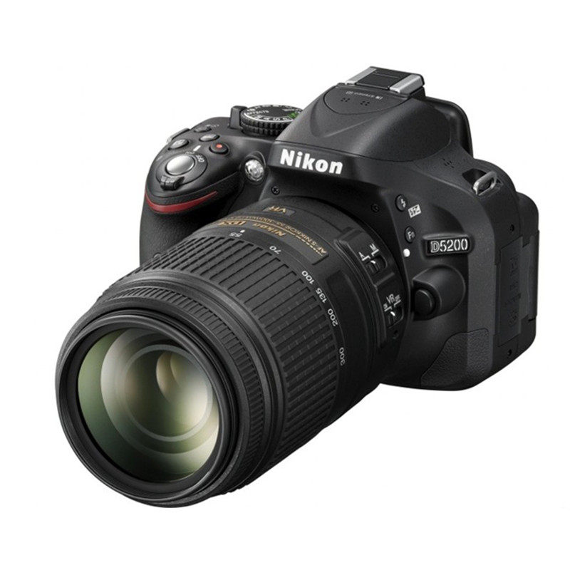 Nikon D5200 Digital SLR Camera with 18-105mm Lens