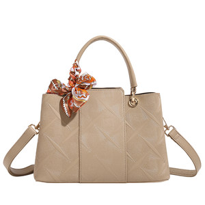 Hong Kong brand bag women's bag new style handbag light luxury fashion lady's mother bag atmospheric middle-aged crossbody women's bag 
Hong Kong brand bag women's bag new style handbag light luxury fashion lady's mother bag atmospheric middle-aged crossbody women's bag