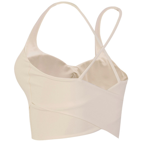 Fitness girl beautiful back sports underwear integrated shock-proof gathering running bra outside wearing Pilates yoga vest 
Fitness girl beautiful back sports underwear integrated shock-proof gathering running bra outside wearing Pilates yoga vest