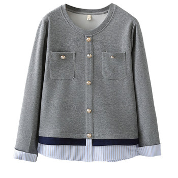 Large size round neck double pocket spliced striped sweatshirt 
Large size round neck double pocket spliced striped sweatshirt