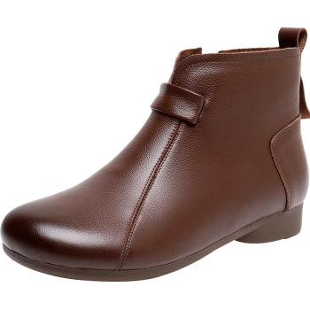 Lingfeng large size leather women's shoes are soft and comfortable and warm
 Lingfeng large size leather women's shoes are soft and comfortable and warm