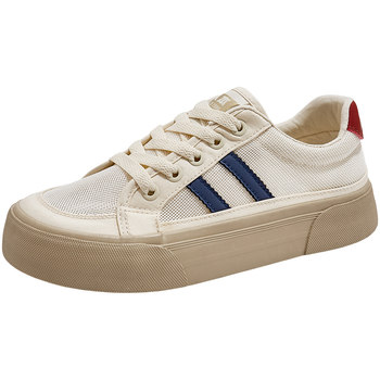 New mesh breathable canvas shoes for the summer 
New mesh breathable canvas shoes for the summer