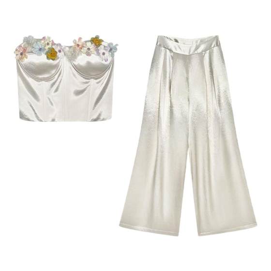 cchen Chen Chen Flowers blooming in the penis three-dimensional flower soft fish bone satin strapless wide-leg pants suit new style women's summer summer
cchen Chen Chen Flowers blooming in the penis three-dimensional flower soft fish bone satin strapless wide-leg pants suit new style women's summer summer
