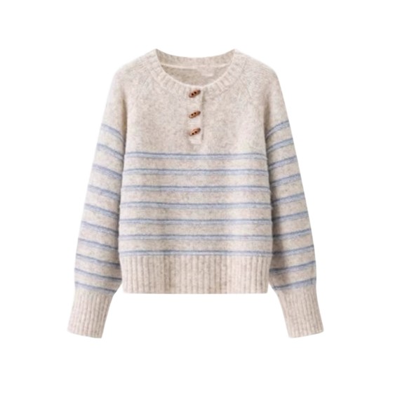 Contrasted striped pullover horn button sweater for women in autumn and winter loose lazy style long-sleeved sweater early autumn chic top 
Contrasted striped pullover horn button sweater for women in autumn and winter loose lazy style long-sleeved sweater early autumn chic top