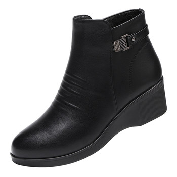 Leather fashion boots, heels, mother's shoes, red dragonfly Leather fashion boots, heels, mother's shoes, red dragonfly