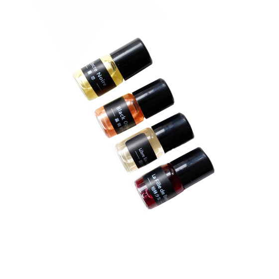 Rolling Perfume Sample in the Unmanned Rose In the early morning of Dajiring Tea Yin Spring Spring Blue Bell White Tea Genuine Rolling Perfume Sample in the Unmanned Rose In the early morning of Dajiring Tea Yin Spring Spring Blue Bell White Tea Genuine