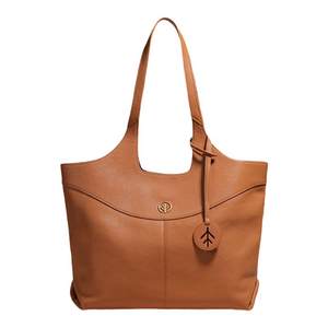 Bags for women 2025 new spring and summer large-capacity tote handbags high-end fashion commuter armpit shoulder bag 
Bags for women 2025 new spring and summer large-capacity tote handbags high-end fashion commuter armpit shoulder bag