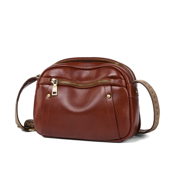 Genuine leather bag for women 2025 new fashion high-end commuting women's bag middle-aged mother bag women's one-shoulder crossbody bag 
Genuine leather bag for women 2025 new fashion high-end commuting women's bag middle-aged mother bag women's one-shoulder crossbody bag